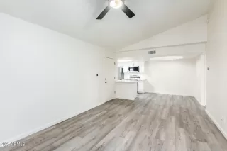 Photo #3: 6484949 Listing