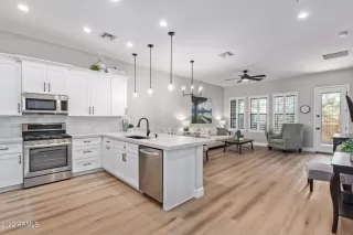 Photo #3: 6484990 Listing 