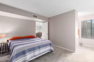 Photo #6: 6485154 Listing