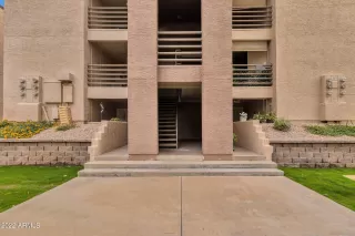 Photo #4: 6485221 Listing