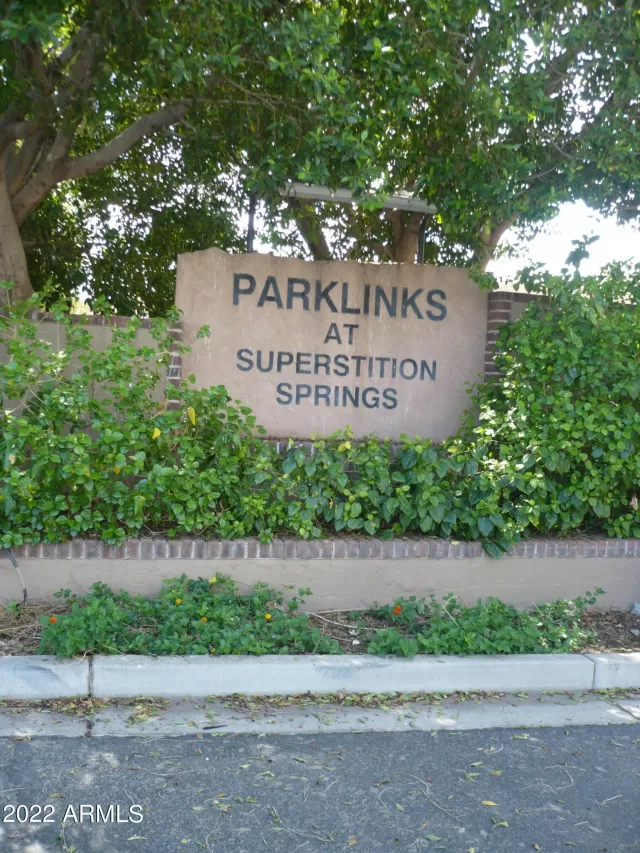 MLS: 6485488 Condo For Sale