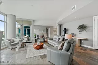 Photo #3: 6485494 Listing