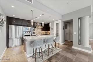 Photo #4: 6485494 Listing