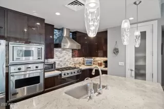 Photo #6: 6485494 Listing