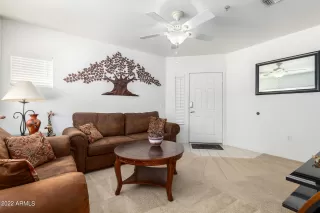 Photo #4: 6485541 Listing