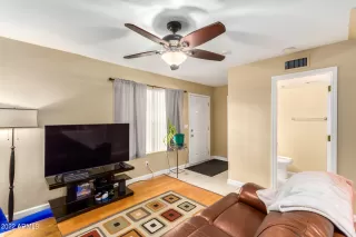 Photo #6: 6485592 Listing 