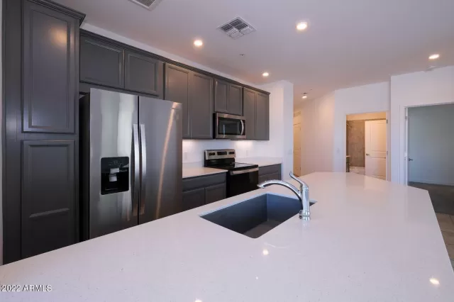 MLS: 6485729 Condo For Sale