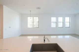 Photo #5: 6485729 Listing 