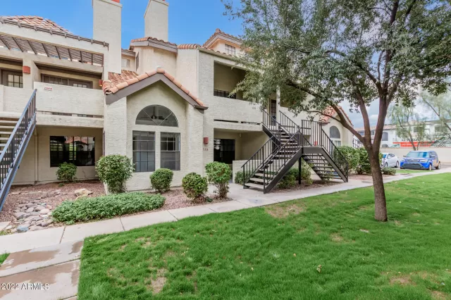 MLS: 6485769 Condo For Sale