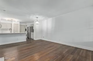 Photo #3: 6485769 Listing