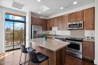 Photo #4: 6486028 Listing