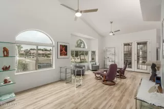 Photo #5: 6486052 Listing 