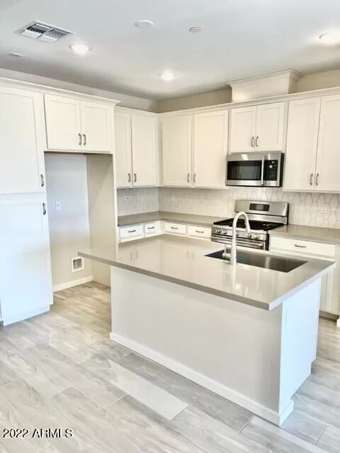 MLS: 6486237 Condo For Sale