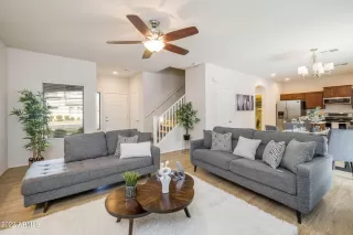 Photo #3: 6486298 Listing