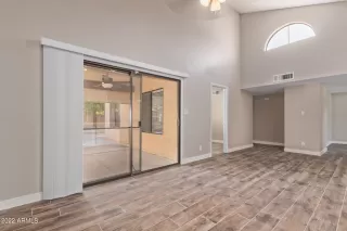 Photo #3: 6486462 Listing