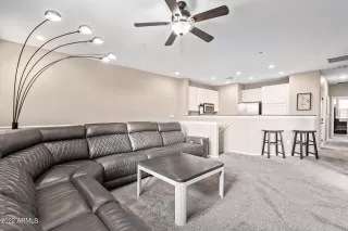 Photo #5: 6486642 Listing