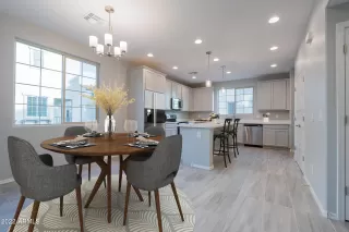 Photo #6: 6486687 Listing