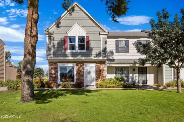 MLS: 6486693 Condo For Sale