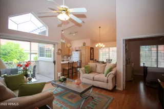 Photo #6: 6486736 Listing 