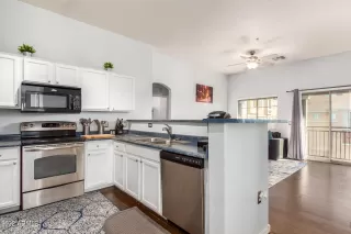 Photo #4: 6487506 Listing