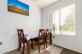 Photo #5: 6487506 Listing