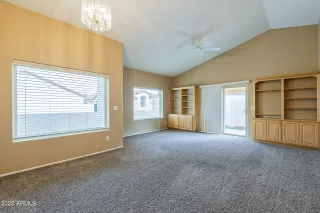 Photo #4: 6488064 Listing