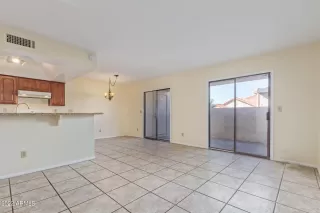 Photo #6: 6488138 Listing