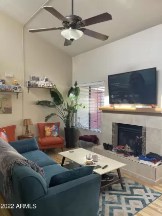 Photo #5: 6488192 Listing