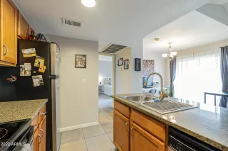 Photo #3: 6488271 Listing 