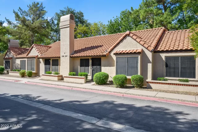 MLS: 6488330 Condo For Sale