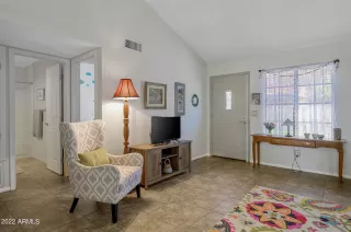 Photo #6: 6488330 Listing