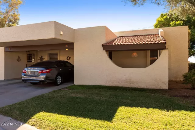 MLS: 6488335 Condo For Sale