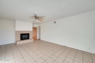 Photo #5: 6488351 Listing