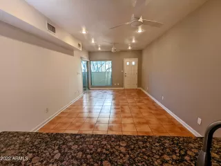 Photo #4: 6488444 Listing