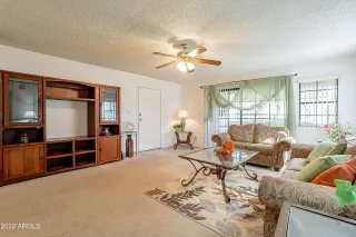 Photo #2: 6488553 Listing 