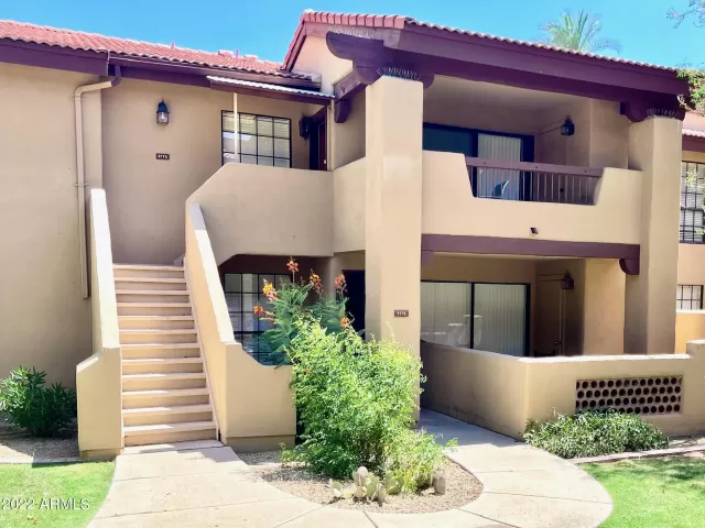 MLS: 6489591 Condo For Sale