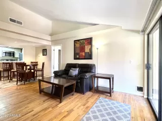 Photo #2: 6489591 Listing 