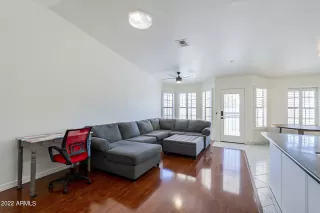 Photo #3: 6489713 Listing