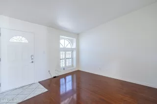 Photo #5: 6489713 Listing