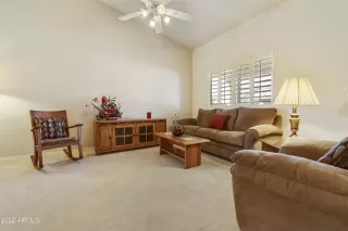 Photo #5: 6489727 Listing