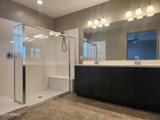 Photo #6: 6489759 Listing 