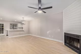 Photo #6: 6490016 Listing 