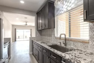 Photo #2: 6490021 Listing 