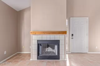 Photo #4: 6490045 Listing