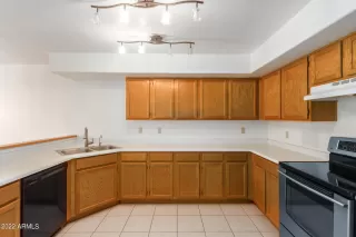 Photo #4: 6490586 Listing