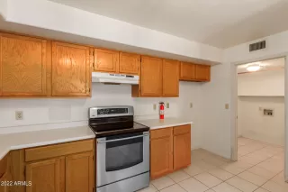 Photo #5: 6490586 Listing