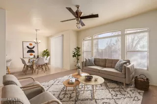 Photo #2: 6490605 Listing