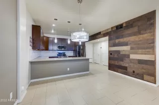 Photo #3: 6490869 Listing