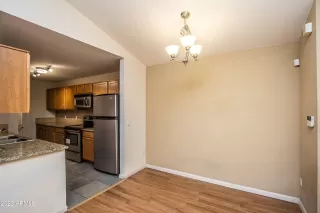 Photo #2: 6491013 Listing