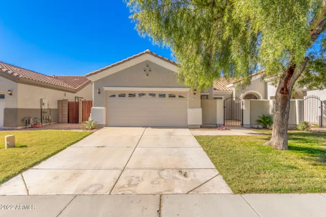 MLS: 6491073 Condo For Sale